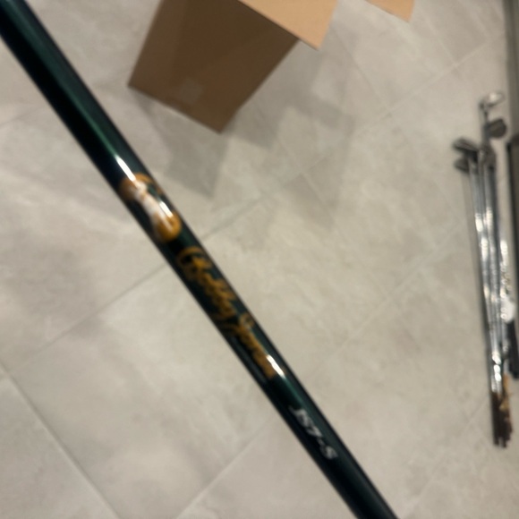 Bobby Jones By Jessie Ortiz H Series 4 Hybrid graphite in stiff flex used Good - Picture 6 of 7